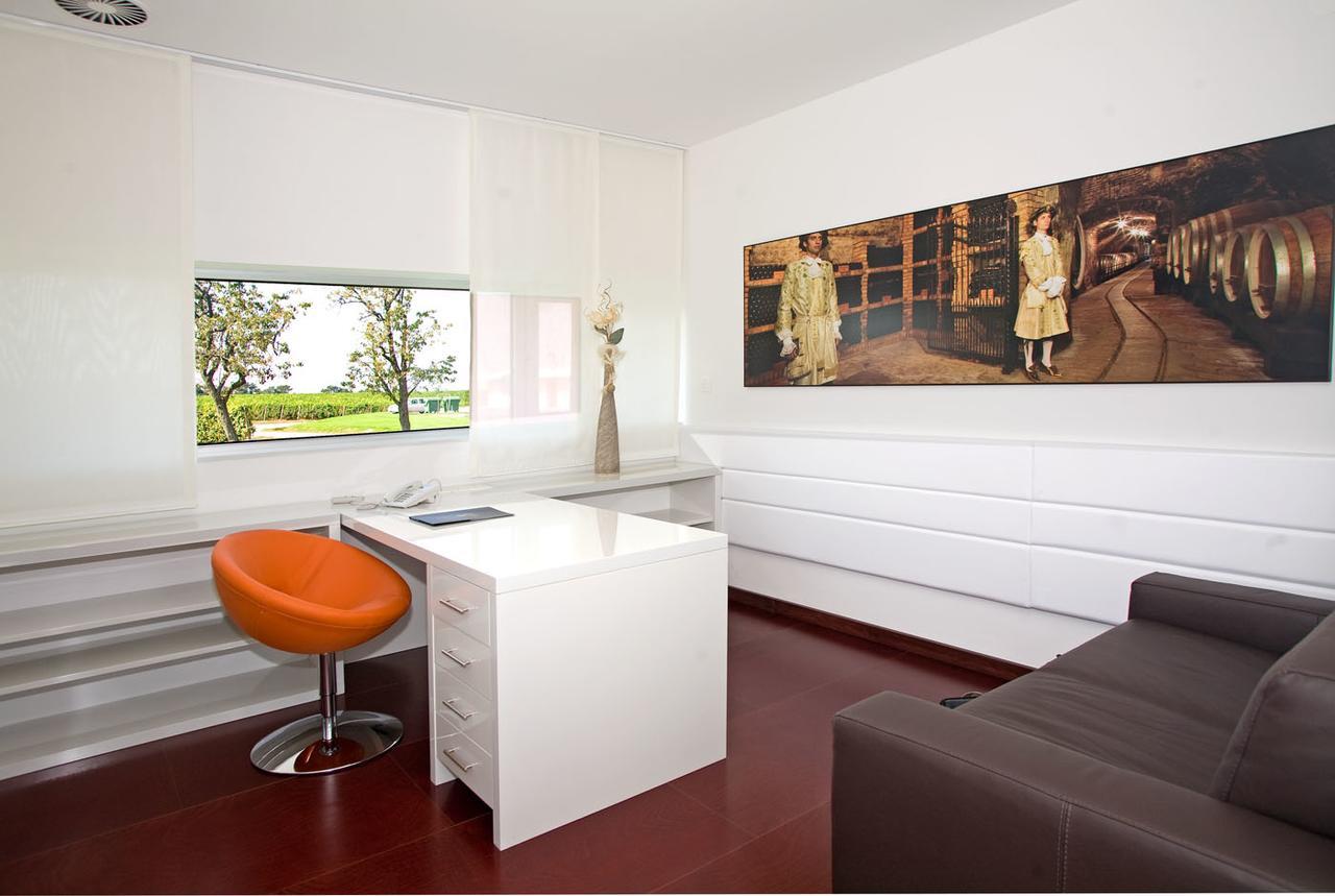 Bed and Breakfast Ladanjsko Imanje Principovac Илок Экстерьер фото